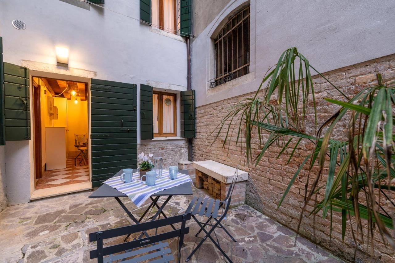 Apartamento San Silvestro House Venecia Exterior foto