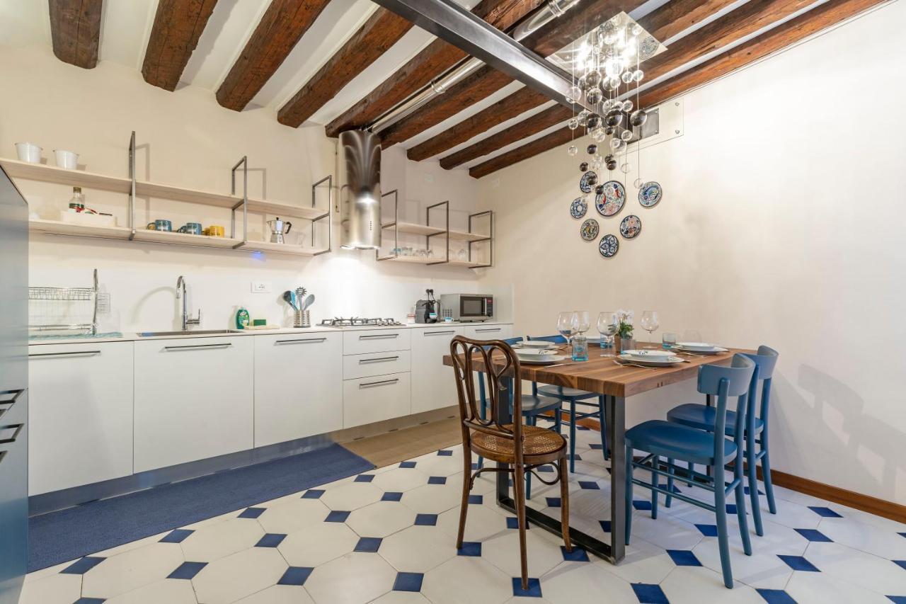 Apartamento San Silvestro House Venecia Exterior foto