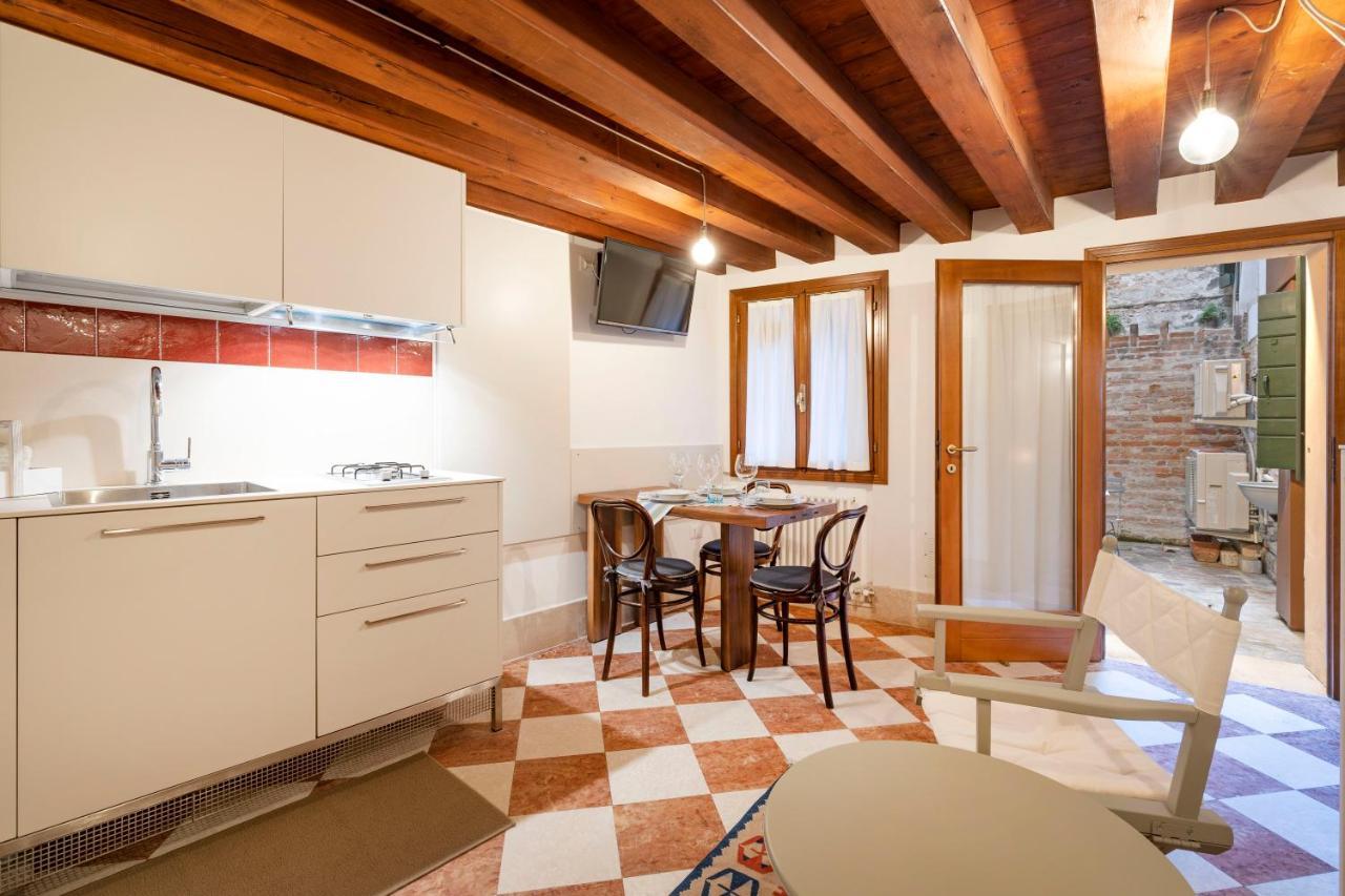 Apartamento San Silvestro House Venecia Exterior foto